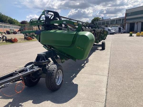 Жниварка зернова John Deere 630X (2015)