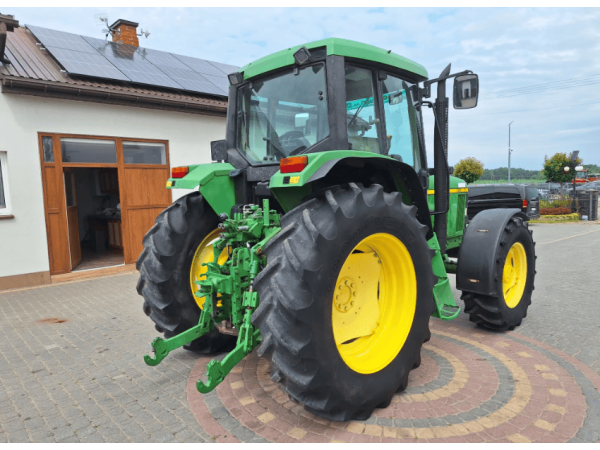 Трактор John Deere 6610 (2001)
