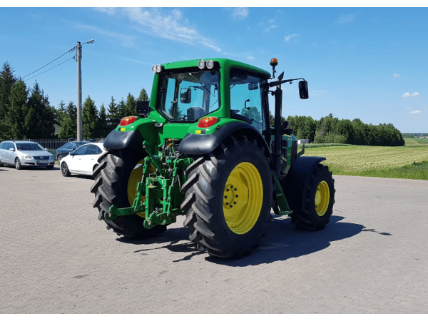 Трактор John Deere 6534 (2011)