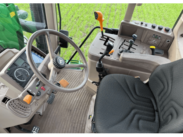 Трактор John Deere 6115M (2014)