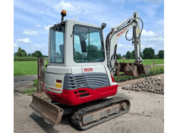 Міні-екскаватор Takeuchi Tb228 (2013)