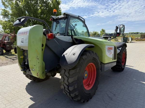 Навантажувач Claas Scorpion 9040 (2009)