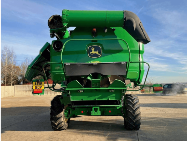 Комбайн John Deere S685i (2015)