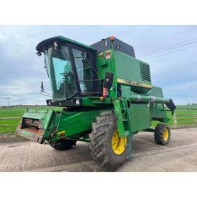 Комбайн John Deere 1177 (1990)