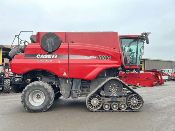 Комбайн Case IH Axial-Flow 8230 (2014)