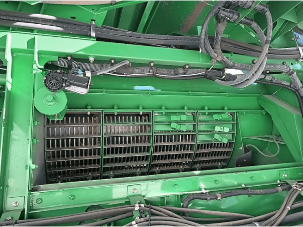 Комбайн John Deere S 690i (2016)