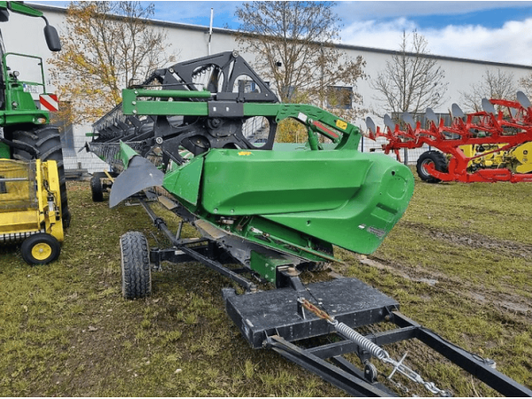 Комбайн John Deere S685i (2016)