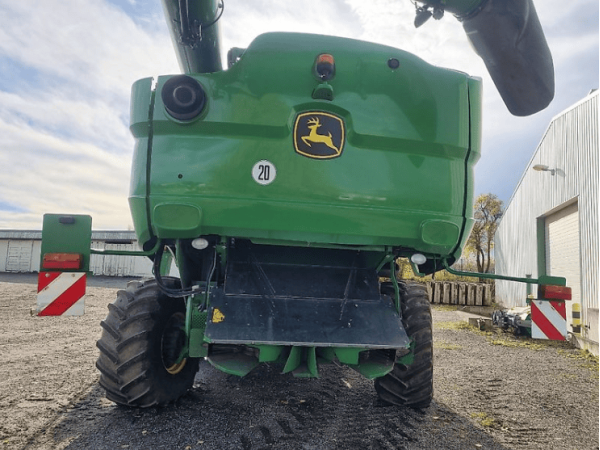 Комбайн John Deere S685i (2016)