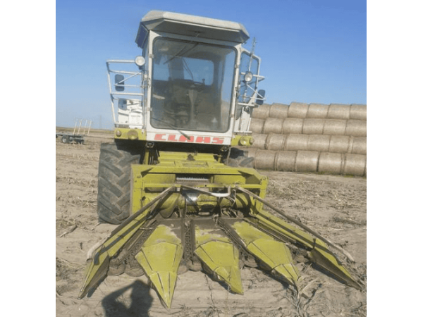 Кормозбиральний комбайн Claas Jaguar 690 (1990)