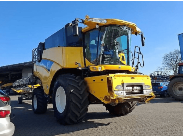 Комбайн New Holland CR 9070 (2008)