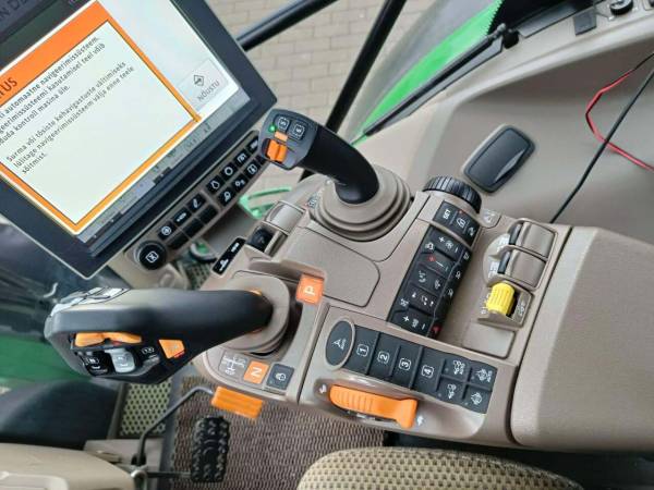 Трактор John Deere 6R 185 (2023)