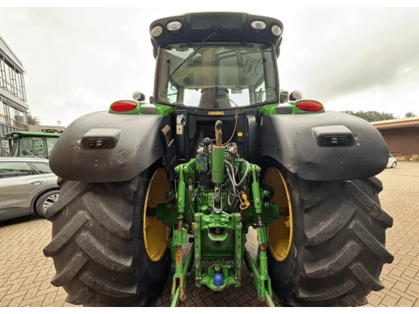 Трактор John Deere 6210R (2012)