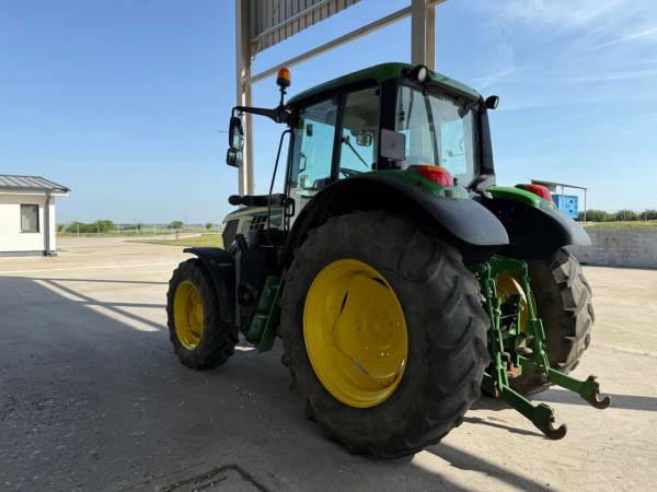 Трактор John Deere 6120M (2018)