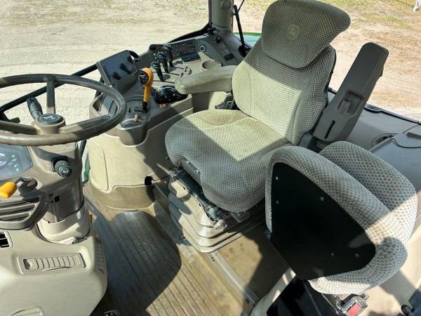 Трактор John Deere 6115R (2013)