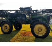 Самохідний обприскувач John Deere 4730