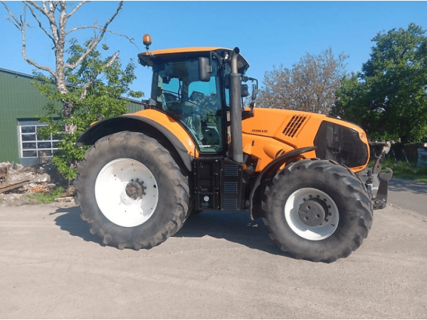 Трактор Claas Axion 830 (2015)