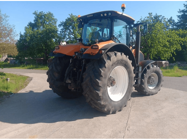 Трактор Claas Axion 830 (2015)