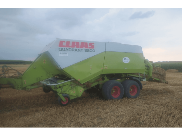 Прес-підбирач Claas Quadrant 2200