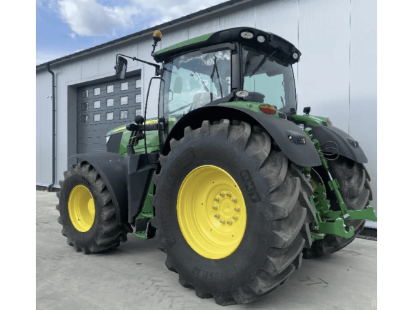 Трактор John Deere 6210 R (2012)