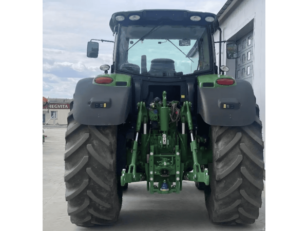 Трактор John Deere 6210 R (2012)