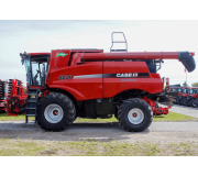 Комбайн Case IH 8230
