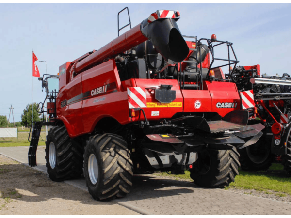 Комбайн Case IH 8230 (2014)