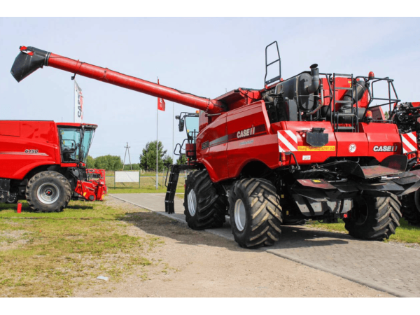 Комбайн Case IH 8230 (2014)