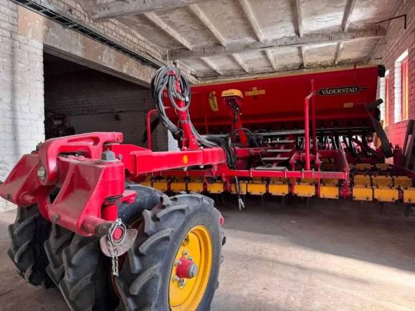 Посівний комплекс Vaderstad Rapid 400C (2018)