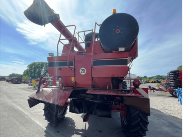 Комбайн Case IH 2388 (2002)