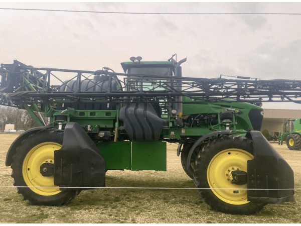 Самохідний обприскувач John Deere 4730 (2010)