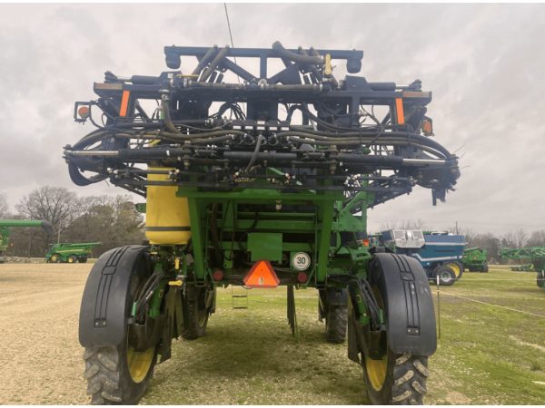 Самохідний обприскувач John Deere 4730 (2010)