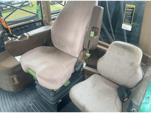 Самохідний обприскувач John Deere 4730 (2010)