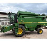Комбайн John Deere 2264