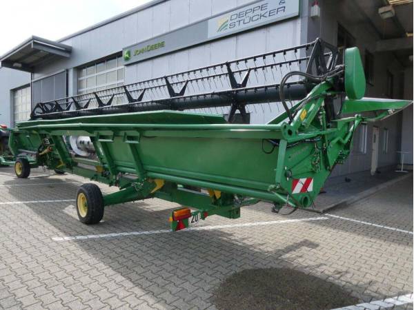 Жатка зерновая John Deere 635R (2014)