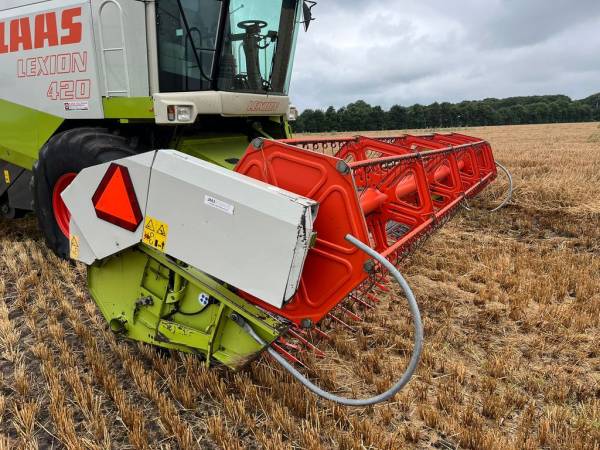 Комбайн Claas Lexion 420 (2001)