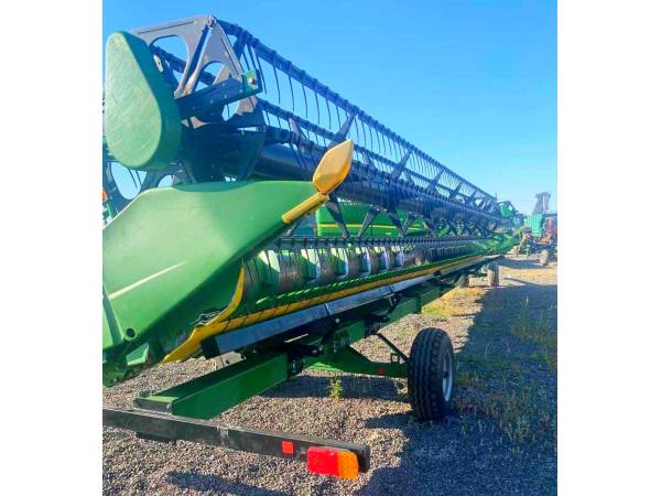 Жниварка John Deere 635F