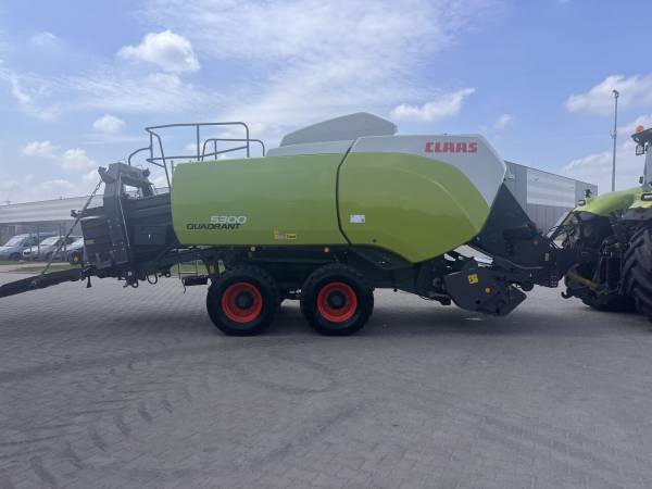 Прес-підбирач Claas Quadrant 5300 (2019)