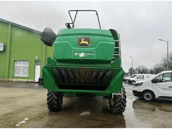 Комбайн John Deere W440 (2016)