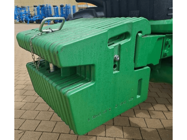 Трактор John Deere 5080M (2011)