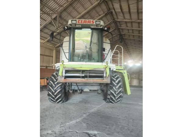 Комбайн Claas Lexion 460 (2000)