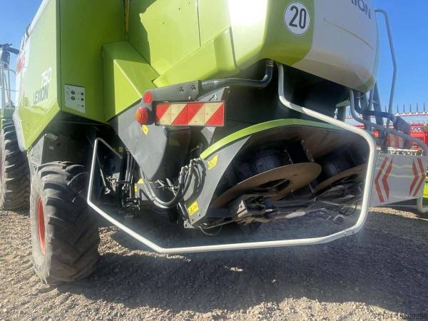 Комбайн Claas Lexion 750 (2011)