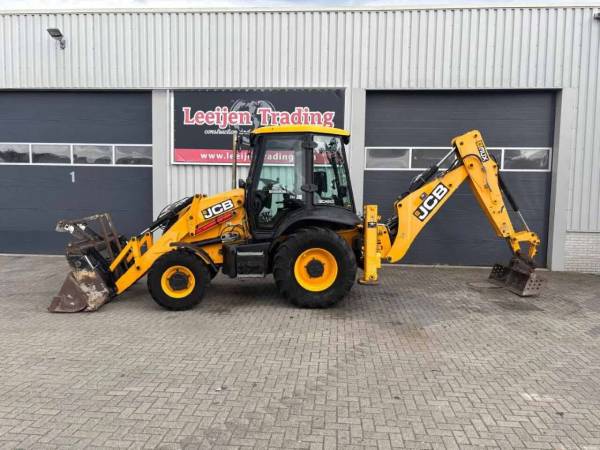 Екскаватор-навантажувач JCB 3CX (2016)