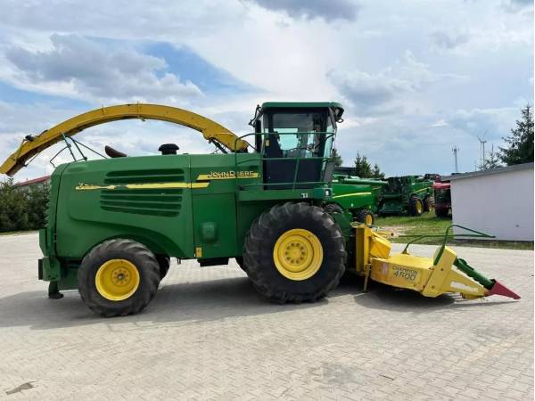 Кормозбиральний комбайн John Deere 7300 (2005)
