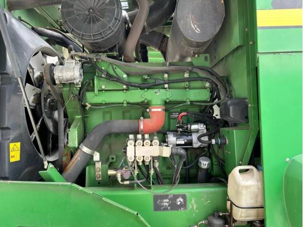 Кормозбиральний комбайн John Deere 7300 (2005)