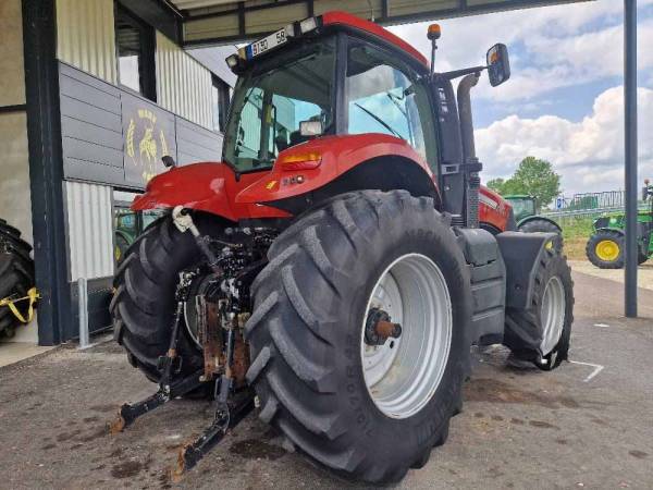 Трактор Case IH Magnum 235 (2012)