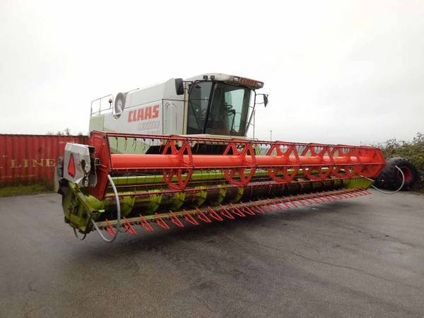 Комбайн Claas Lexion 480TT (2000)