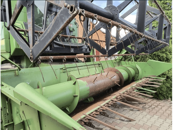 Комбайн John Deere 1155 (1996)