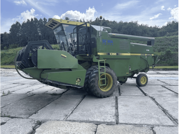 Комбайн John deere 1055