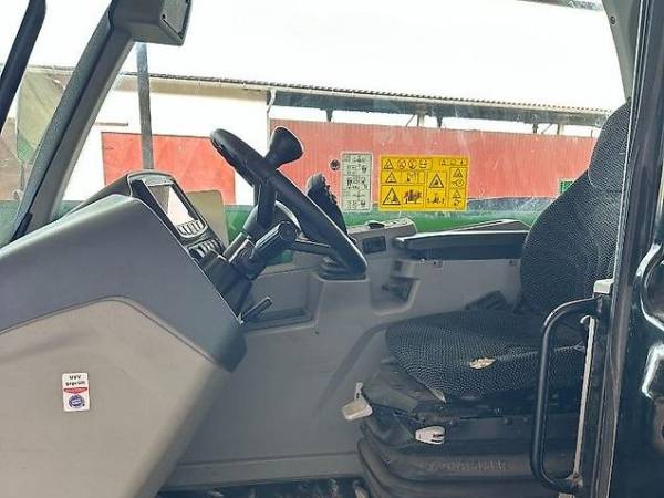Навантажувач Deutz-Fahr Agrovector 40.8 (2015)