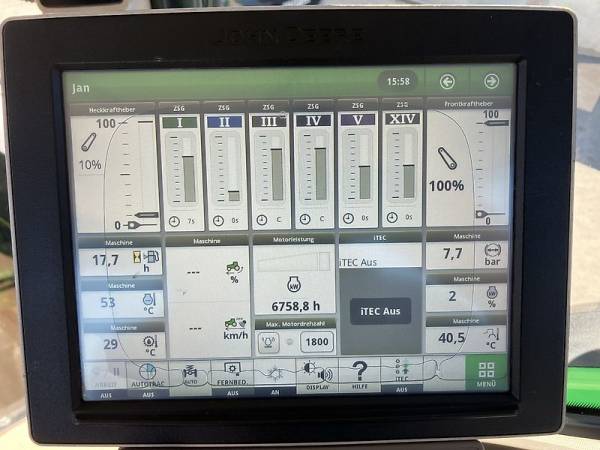 Трактор John Deere 8320R (2015)